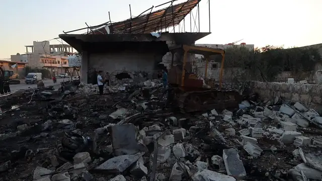 Video thumbnail for Syria: Binnish Ammunition Blast Kills Five 16.