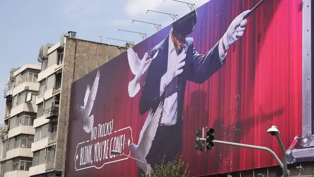 Video thumbnail for Iran: Anti-US billboard unveiled in Tehran amid ongoing tensions.