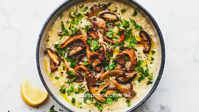 Video thumbnail for Mushroom Risotto Recipe