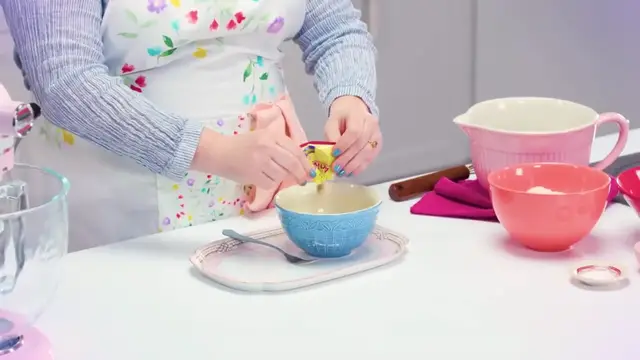 'Video thumbnail for How to Make Honey Whole Wheat English Muffins _ Smart Cookie _ Allrecipes.com(720P_HD)'