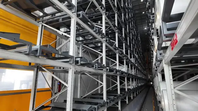 Video thumbnail for China: Demand for electronic fiberglass cloth soars in China.