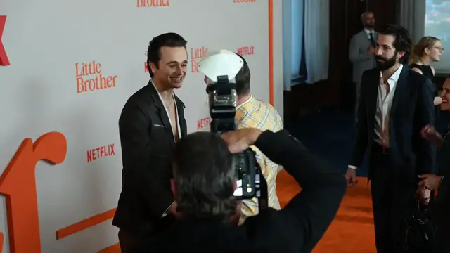 Video thumbnail for NY: Little Brother�New York Premiere - Arrivals 12.
