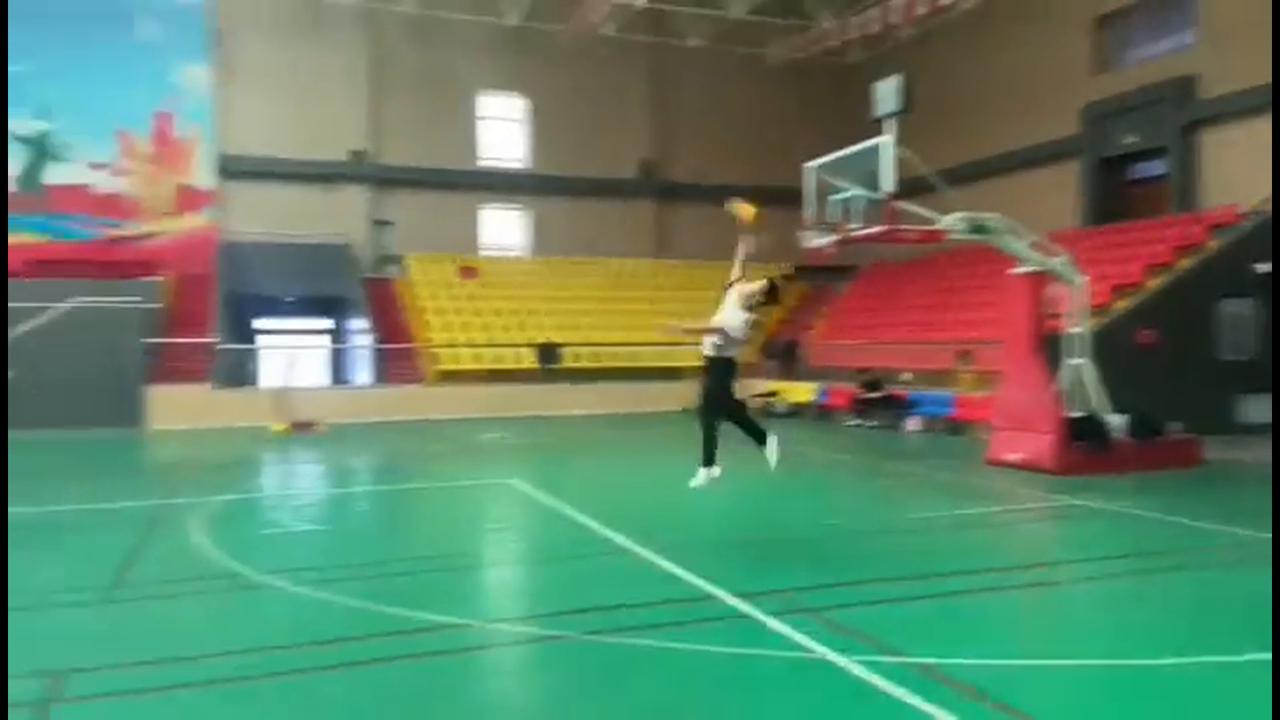 Video thumbnail for China: Chinese boy accidentally sends volleyball straight into basketball hoop.