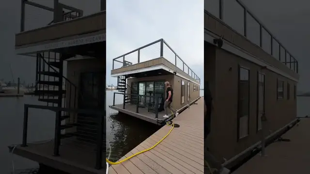 'Video thumbnail for kerry tarnow: flohom 8 floating home tour in baltimore's inner harbor'