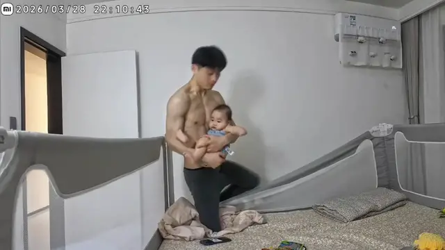 Video thumbnail for Dad Stumbles While Carrying Baby in Hebei