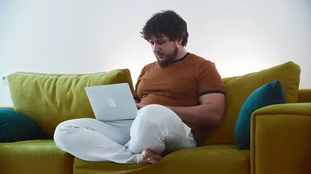 'Video thumbnail for Top 5 online tools every freelancer should know about'