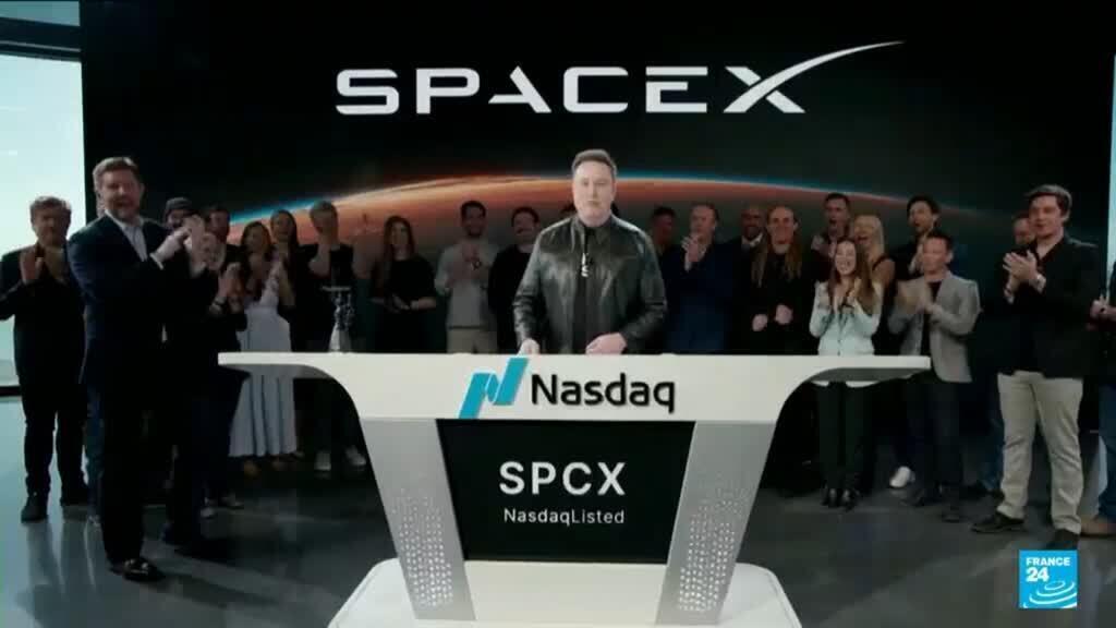 Video thumbnail for Musk becomes world's first trillionaire as SpaceX shares soar