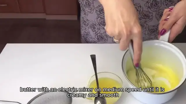 Video thumbnail for Buttercream recipe