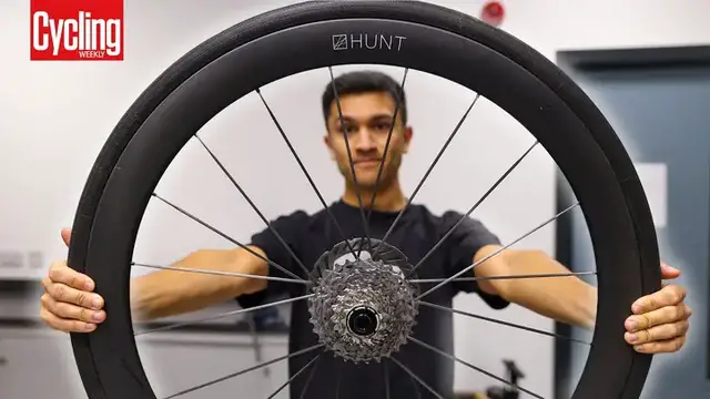 'Video thumbnail for Tips On How To Set Up Carbon Road Bike Wheels'