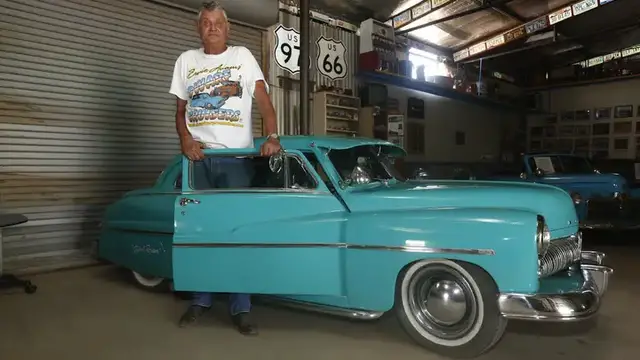 Video thumbnail for Dwarf Cars: Mechanic Hand-Builds Mini Motors