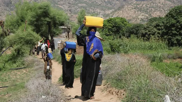 Video thumbnail for Displacement crisis pushes Yemen's Taiz to the breaking point