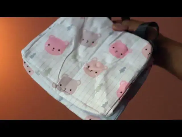 'Video thumbnail for Unveiling the Magic: The Insulated Lunch Bag - Your Food's New Best Friend!'