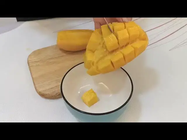 Video thumbnail for Creamy Mango Tapioca Recipe
