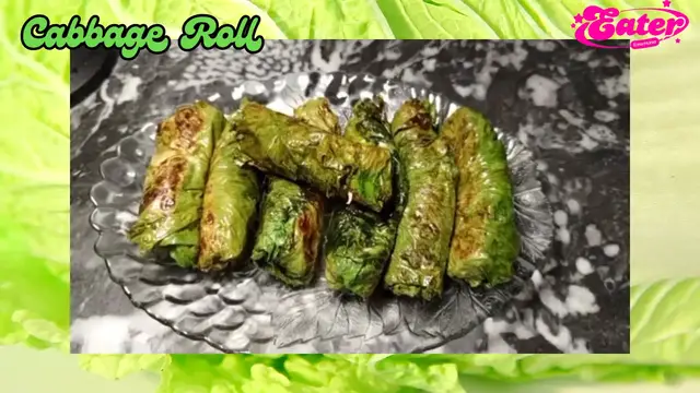 Video thumbnail for Delicious Cabbage Chicken Filled Roll Recipe