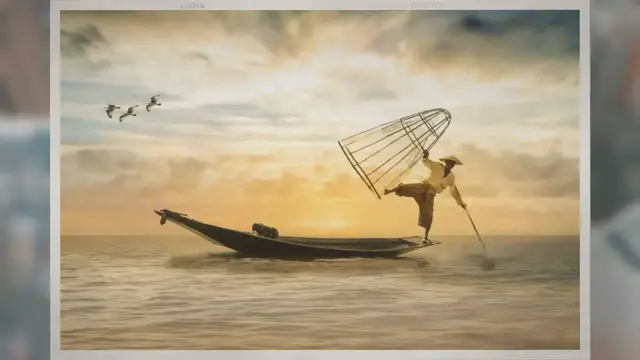 Video thumbnail for How Fast Does a Fishing Boat Go?