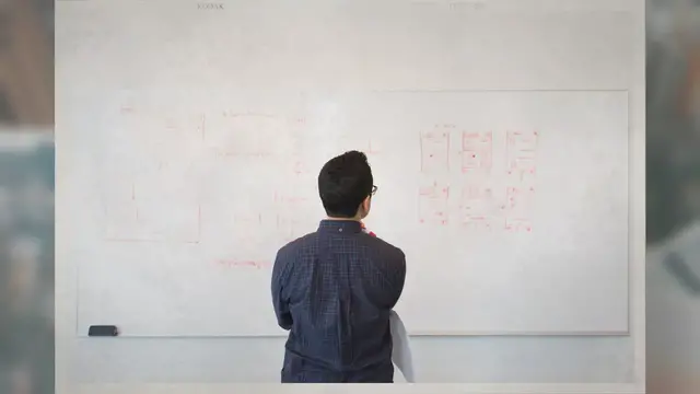 'Video thumbnail for What are Shirt Darts? Darts vs. Side Seams - Simple Tailor'
