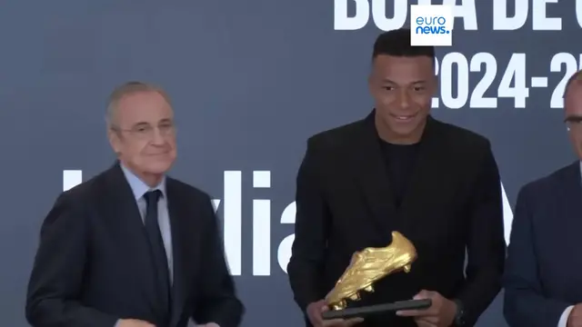 'Video thumbnail for Watch: Mbappe receives 2024-2025 Golden Boot award'