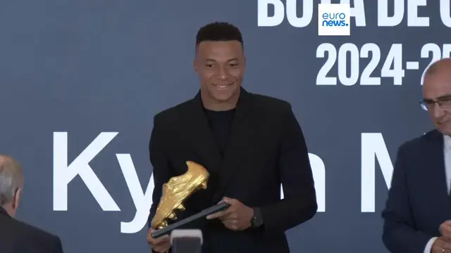 'Video thumbnail for Watch: Mbappe receives 2024-2025 Golden Boot award'