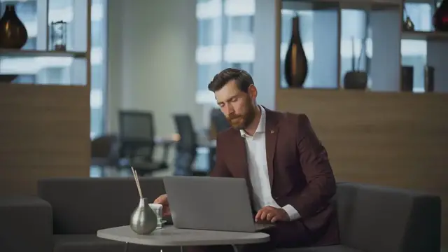 Video thumbnail for BonPatron un coup de main pour les appre