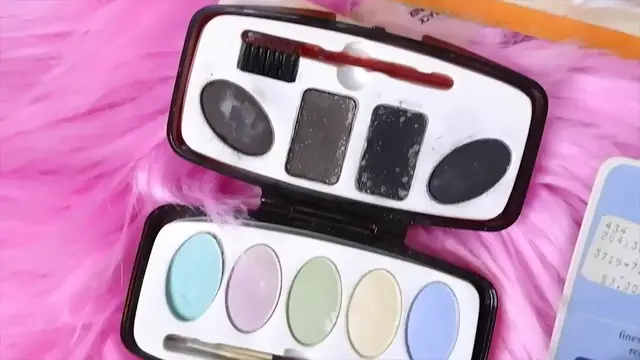 Video thumbnail for Vintage Makeup Collection:100 years of Vintage Makeup