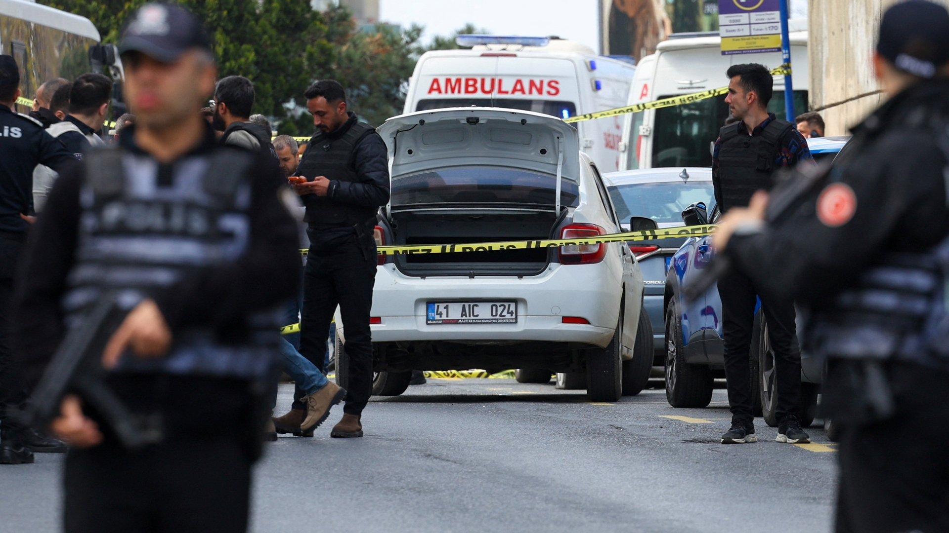 Video thumbnail for Israeli consulate in Istanbul attacked: Three attackers killed and two police wounded