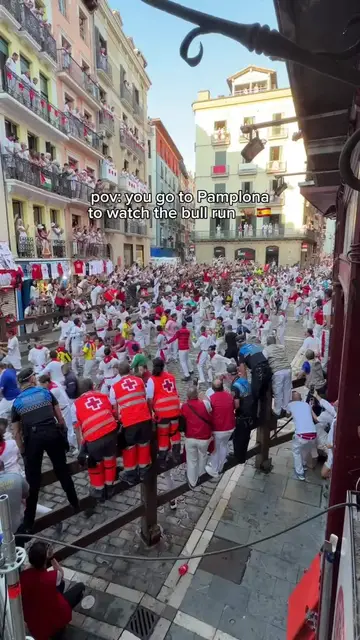 Video thumbnail for Crowds Witness the Thrilling Running of the Bulls in Pamplona
