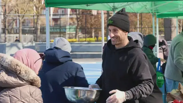 Video thumbnail for Actor Jason Biggs to host City Harvest Gala: Good Day Today