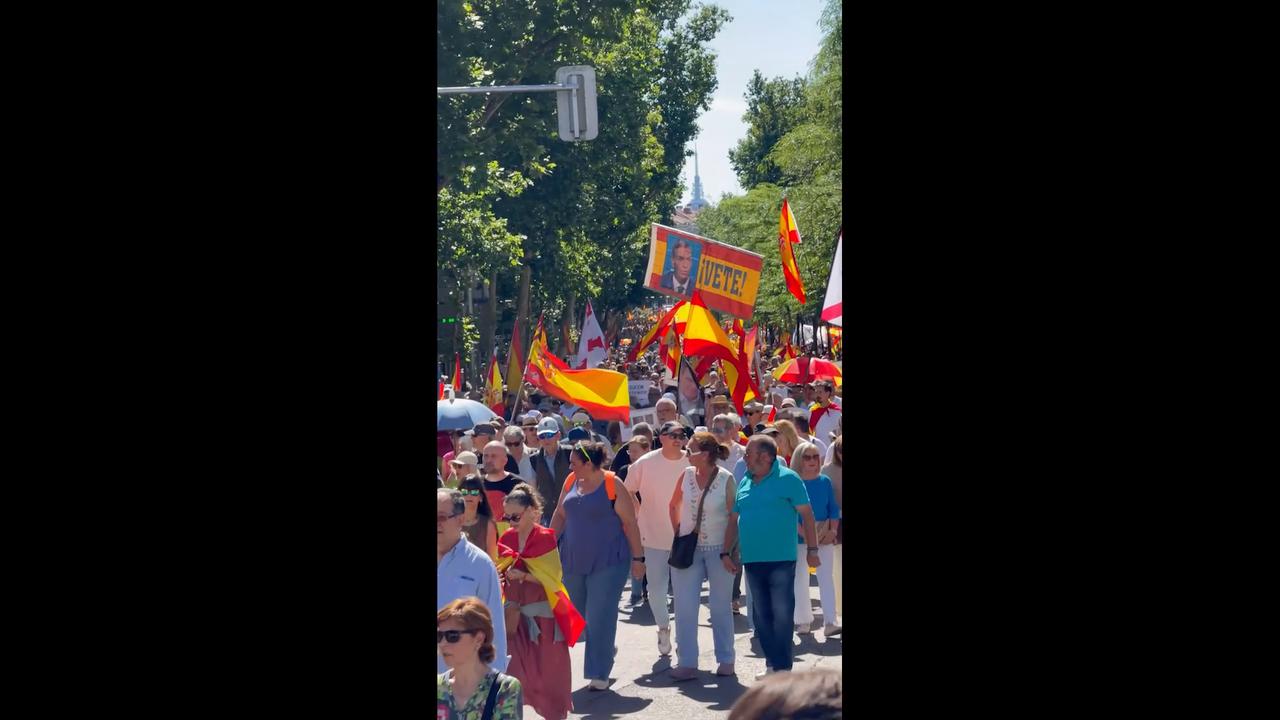 Video thumbnail for Spain: Tens of Thousands Rally in Madrid Demanding Sanchez’s Resignation.