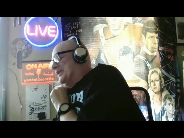 Video thumbnail for scott's recording studio recording makes me happy official series on air with scott & friends.......