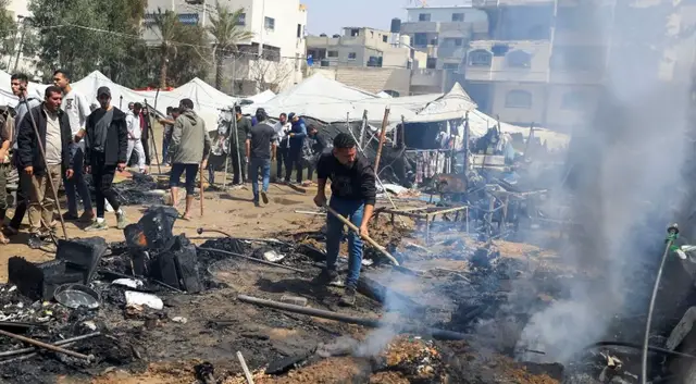 Video thumbnail for Israeli forces kill multiple people in attacks on tent camps across Gaza