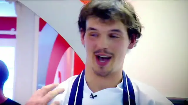 Video thumbnail for Gordon Ramsay Shows How To Make A Crab Spring Roll ¦ The F Word (720p 24fps)