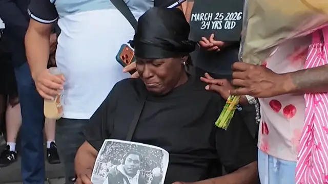 Video thumbnail for Family, advocates hold vigil for man who died in DOC custody outside Bronx Hall of Justice