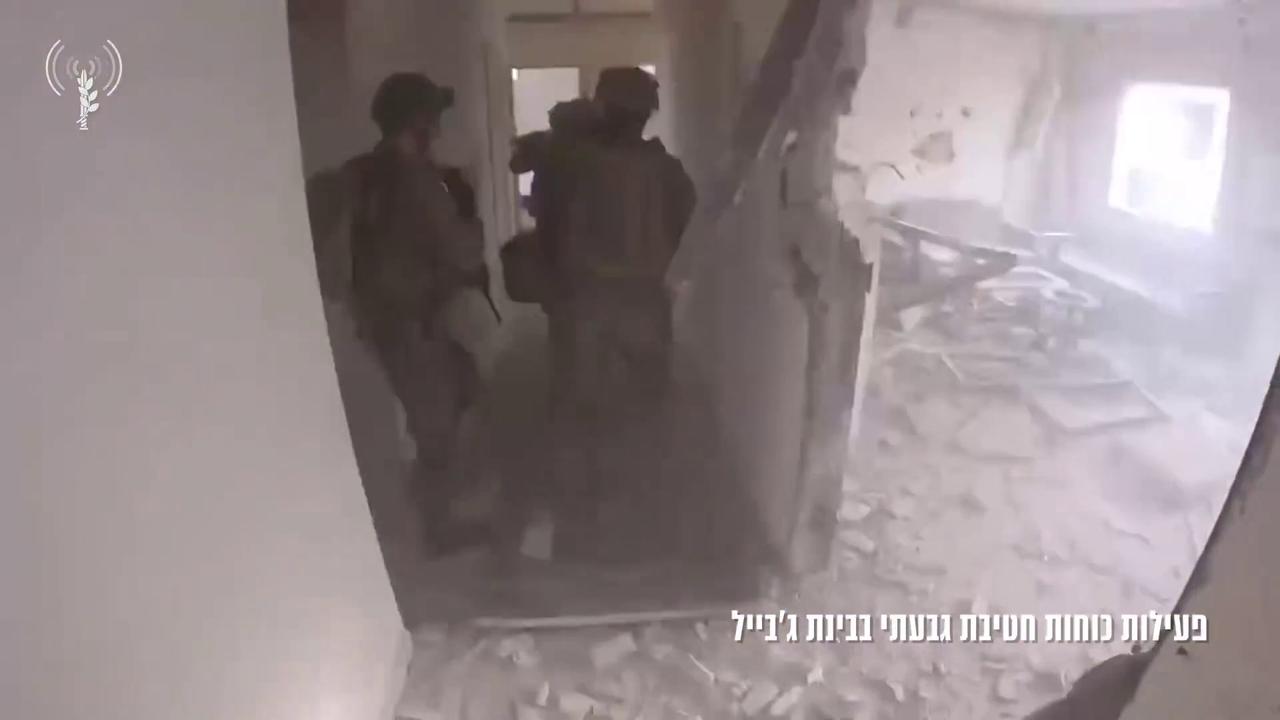 Video thumbnail for Lebanon: Israeli Division 98 Documents Operations in Bint Jbeil.