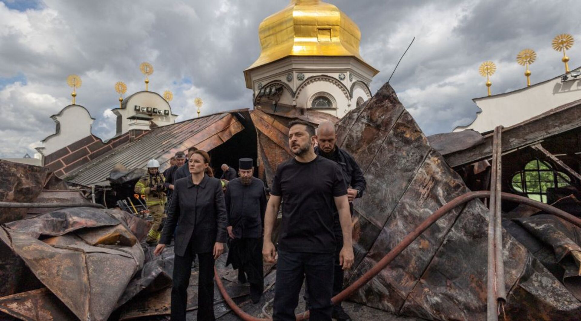 Video thumbnail for Russian attacks in Ukraine kill 11, damage historic Kyiv cathedral