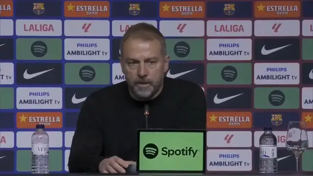 Video thumbnail for 'I'm happy they're back' Flick praises Raphinha and Pedri in win against Alaves