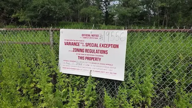 Video thumbnail for Proposed trucking facility draws concern in Kings Park