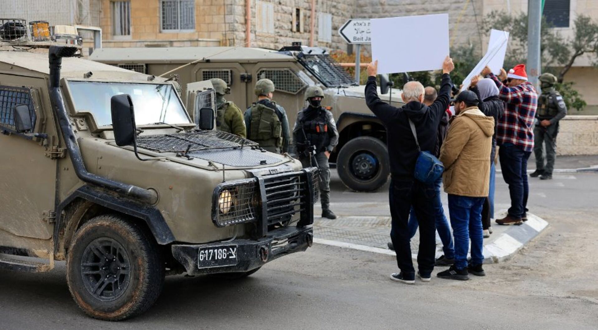 Video thumbnail for Israel’s parliament passes death penalty bill targeting Palestinians