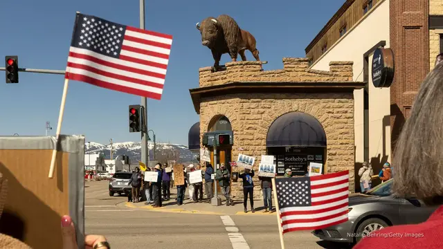 Video thumbnail for Private security guards face charges for dragging Idaho woman out of town hall