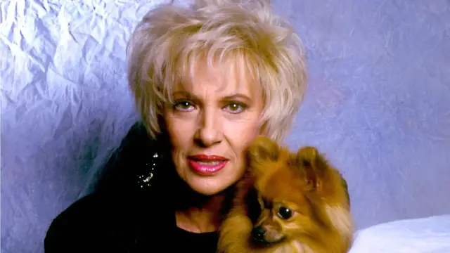 Video thumbnail for Country Stars Who Were Unbelievably Poor