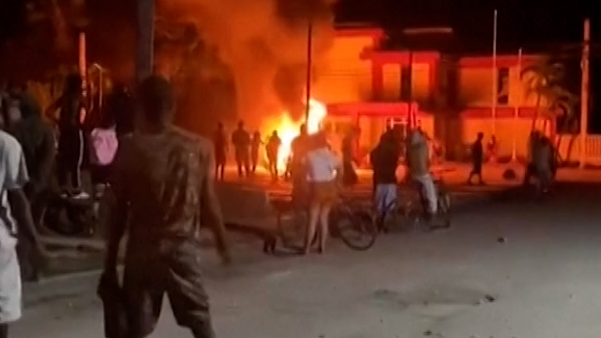 Video thumbnail for Protesters in Cuba attack Communist party office in rare riot over blackouts