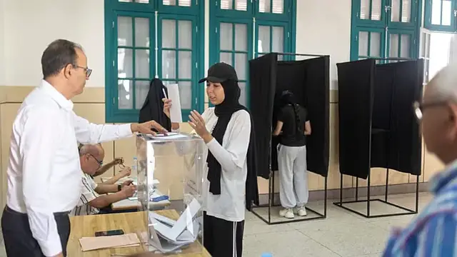 Video thumbnail for Morocco's legistlative elections marked by record-low voter turnout