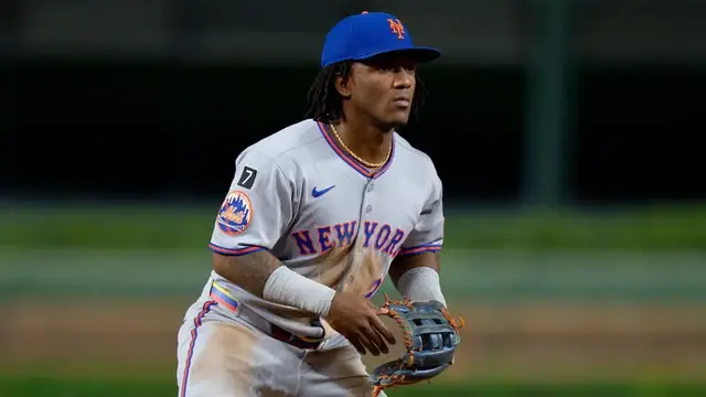 'Video thumbnail for Luisangel Acuna 2025 Defensive Highlights!'