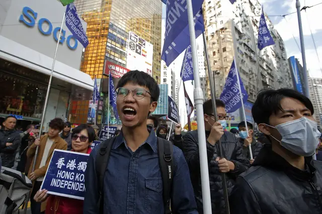 'Video thumbnail for China angered as Hong Kong activists granted asylum in UK, Australia'