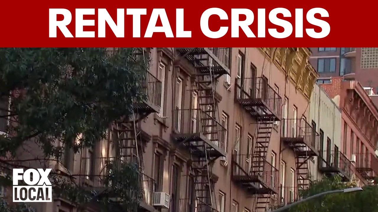 Video thumbnail for Renters struggle to find Manhattan apartments as inventory falls for 24 months