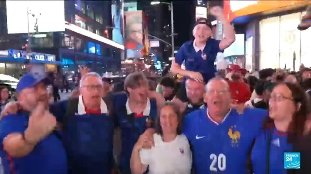 Video thumbnail for French fans flood New York ahead of world Cup opener