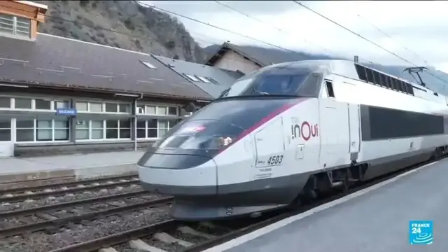 'Video thumbnail for Paris-Milan train resumes service 19 months after its interruption'