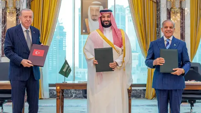 Video thumbnail for Mecca agreement is ‘just ink on paper’ : Analysis
