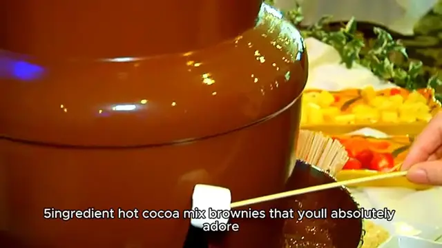 Video thumbnail for 5 Ingredient Hot Cocoa Mix Microwave Brownies