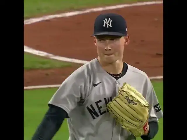 'Video thumbnail for Aaron Judge's AMAZING Diving Catch!'