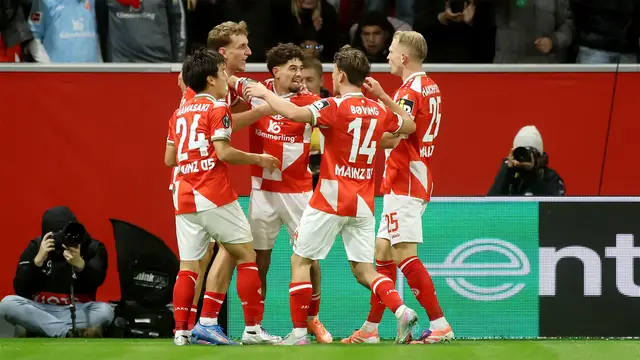 'Video thumbnail for The Football Review | Episode 1304 | SF 02'